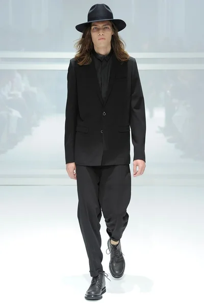 Look 39